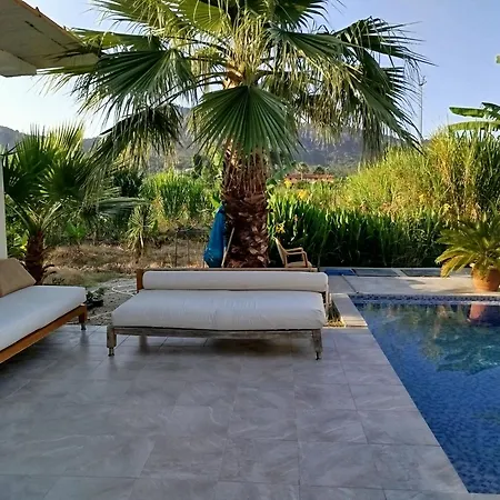 Hotell Kiris Garden